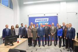 В Чебоксарах открылся штаб в поддержку кандидата в Президенты Владимира Путина